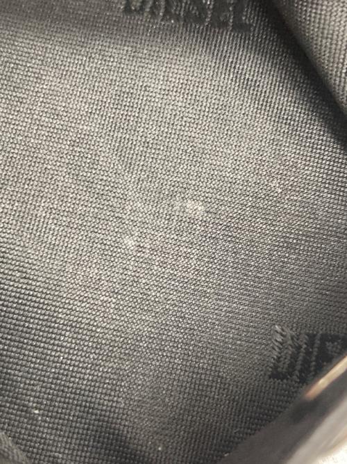 DIESEL（ディーゼル）DIESEL (ディーゼル) Leather bi-fold wallet ブラックの古着・服飾アイテム