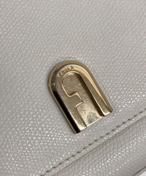FURLA（フルラ）FURLA (フルラ) チェーンショルダーバッグ ホワイトの古着・服飾アイテム