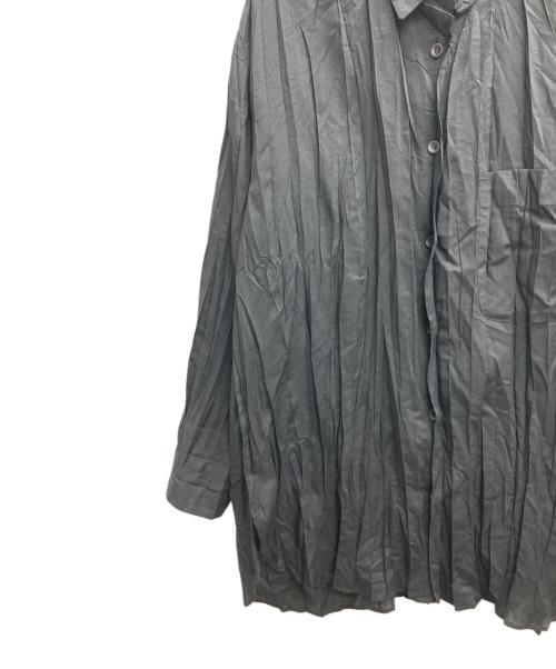 ISSEY MIYAKE（イッセイミヤケ）ISSEY MIYAKE (イッセイミヤケ) シワ加工シャツ ブラック サイズ:Mの古着・服飾アイテム