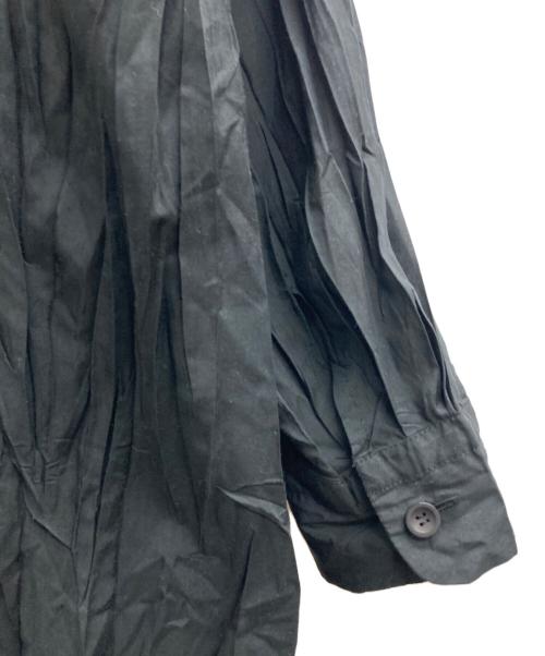 ISSEY MIYAKE（イッセイミヤケ）ISSEY MIYAKE (イッセイミヤケ) シワ加工シャツ ブラック サイズ:Mの古着・服飾アイテム