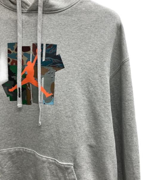JORDAN（ジョーダン）JORDAN (ジョーダン) UNDEFEATED (アンディフィーテッド) L/S Hoodie グレー サイズ:Mの古着・服飾アイテム