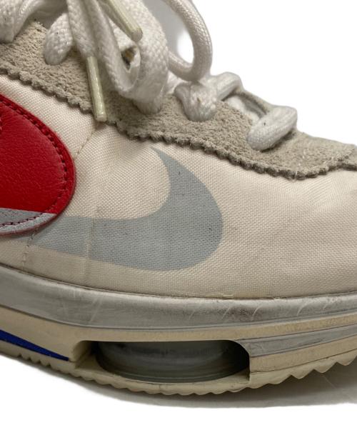 NIKE（ナイキ）NIKE (ナイキ) sacai (サカイ) ZOOM CORTEZ SP ローカットスニーカー ホワイト サイズ:26の古着・服飾アイテム