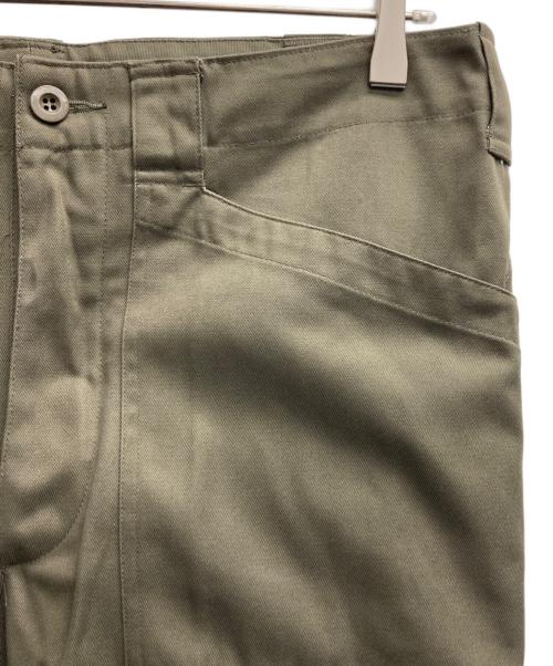 Austrian ARMY（オーストリアンアーミー）austrian army (オーストリアンアーミー) カーゴパンツ オリーブ サイズ:不明（実寸サイズをご確認ください）の古着・服飾アイテム