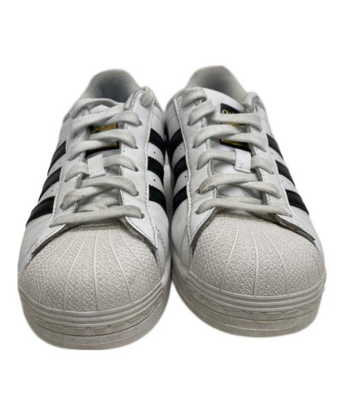 adidas（アディダス）adidas (アディダス) スニーカー ホワイト サイズ:23.5の古着・服飾アイテム