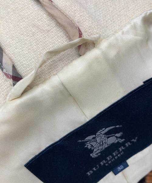 BURBERRY（バーバリー）BURBERRY (バーバリー) ショートダッフルコート アイボリー サイズ:38の古着・服飾アイテム