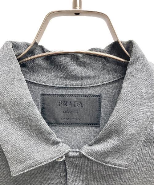PRADA（プラダ）PRADA (プラダ) シルクポロシャツ グレー サイズ:Mの古着・服飾アイテム