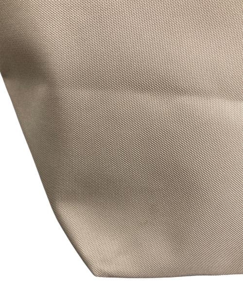 Herve Chapelier（エルベシャプリエ）Herve Chapelier (エルベシャプリエ) ナイロン舟型ショルダーバッグ ベージュの古着・服飾アイテム