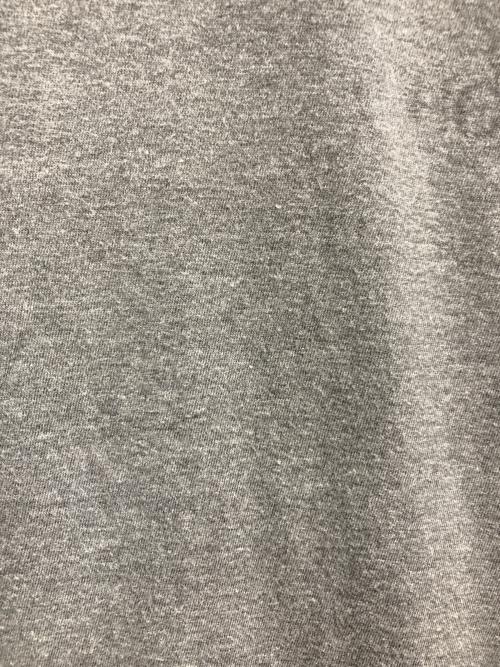 COMME des GARCONS HOMME（コムデギャルソン オム）COMME des GARCONS HOMME (コムデギャルソン オム) ロゴプリントVネックTシャツ グレー サイズ:不明（実寸サイズをご確認ください）の古着・服飾アイテム