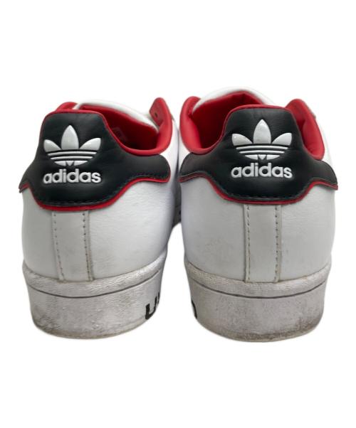 adidas（アディダス）adidas (アディダス) ローカットスニーカー ホワイト サイズ:24の古着・服飾アイテム