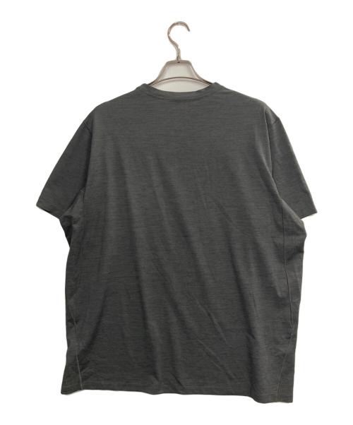 ARC'TERYX（アークテリクス）ARC'TERYX (アークテリクス) Cormac Crew S/S グレー サイズ:XLの古着・服飾アイテム