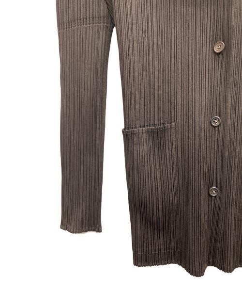 PLEATS PLEASE（プリーツプリーズ）PLEATS PLEASE (プリーツプリーズ) プリーツジャケット ブラウン サイズ:3の古着・服飾アイテム