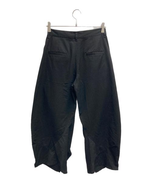 Knuth Marf（クヌースマーフ）Knuth Marf (クヌースマーフ) slit deformed pants/ スリット ディフォームド パンツ ブラック サイズ:XSの古着・服飾アイテム