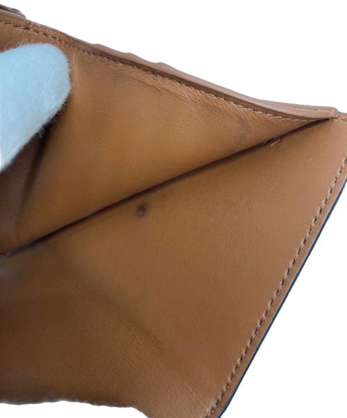 CELINE（セリーヌ）CELINE (セリーヌ) スモールフラップウォレット トリオンフ タンの古着・服飾アイテム