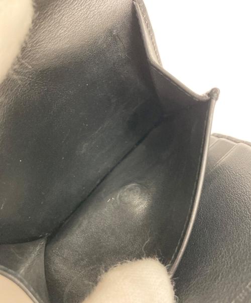 CELINE（セリーヌ）CELINE (セリーヌ) スモール フラップウォレット トリオンフ / シャイニーカーフスキン ブラックの古着・服飾アイテム
