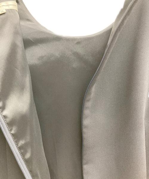 23区（ニジュウサンク）23区 (ニジュウサンク) VERY (ヴェリィ) クラッシー タック ワンピース ネイビー サイズ:38の古着・服飾アイテム