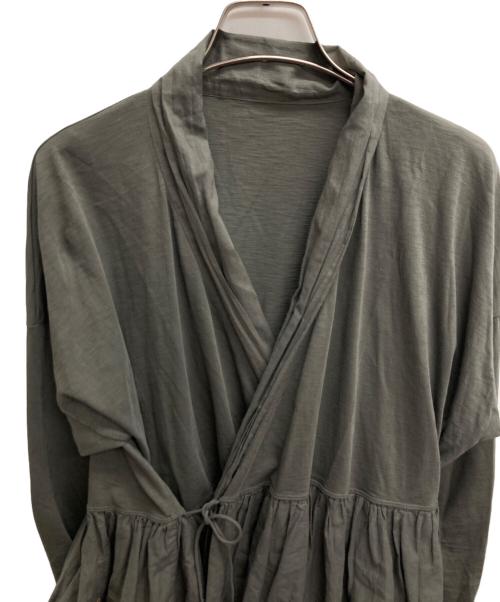 45R（フォーティファイブ・アール）45R (フォーティファイブ・アール) スーピマ天竺のカシュクールコットンブラウス グレーの古着・服飾アイテム