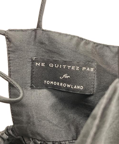 ne quittez pas（ヌキテパ）ne quittez pas (ヌキテパ) TOMORROW LAND (トゥモローランド) BLACK POPLIN ORGANZE キャミソールトップス ブラック サイズ:記載なし（実寸サイズを参照ください）の古着・服飾アイテム