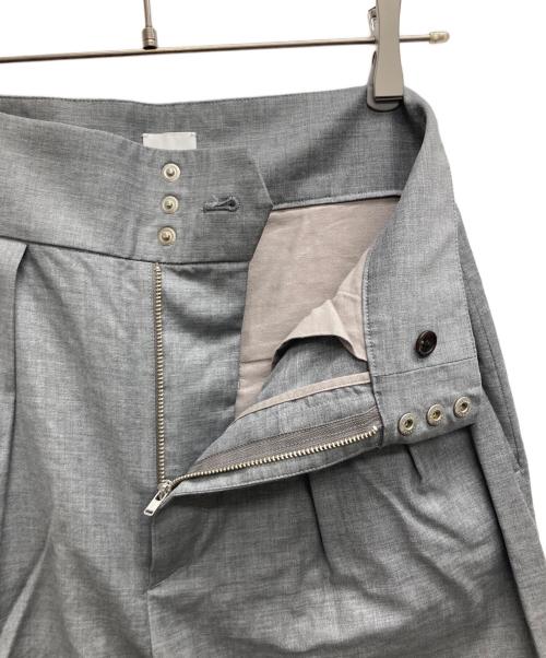 6(ROKU) BEAUTY&YOUTH（ロク ビューティーアンドユース）6(ROKU) BEAUTY&YOUTH (ロク ビューティーアンドユース) WOOL CHINZES PANTS グレー サイズ:36の古着・服飾アイテム