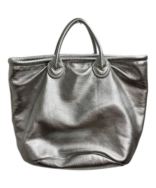 Papillonner（パピヨネ）Papillonner (パピヨネ) メタリックトートバッグ シルバーの古着・服飾アイテム