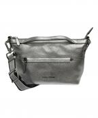 COLE HAANコールハーン）の古着「アストリア ダッフル クロスボディ」｜シルバー