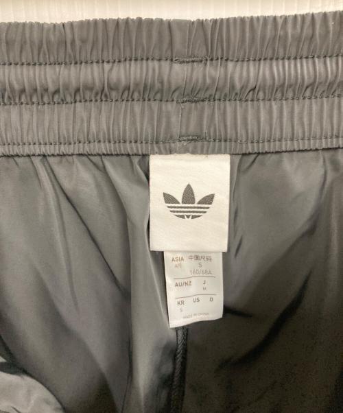 adidas（アディダス）adidas (アディダス) レース トリム スリーストライプス ショーツ ブラック サイズ:Mの古着・服飾アイテム