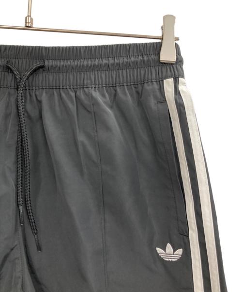adidas（アディダス）adidas (アディダス) レース トリム スリーストライプス ショーツ ブラック サイズ:Mの古着・服飾アイテム