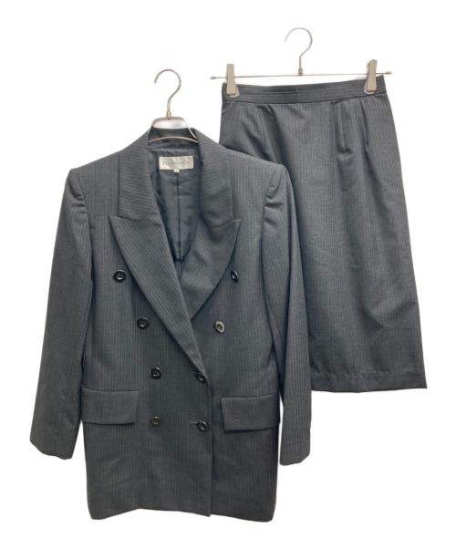 Yves Saint Laurent（イヴサンローラン）Yves Saint Laurent (イヴサンローラン) セットアップスーツ グレー サイズ:36の古着・服飾アイテム