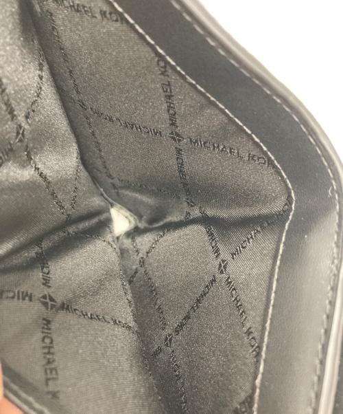 MICHAEL KORS（マイケル・コース）MICHAEL KORS (マイケル・コース) 2つ折り財布 ブラックの古着・服飾アイテム