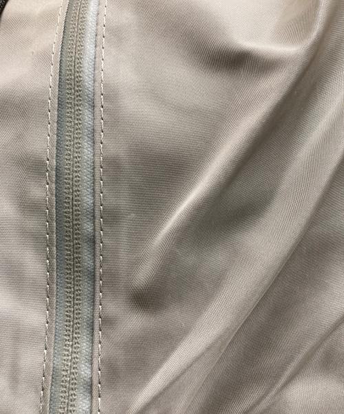 ear PAPILLONNER（イアパピヨネ）ear PAPILLONNER (イアパピヨネ) BURLAP OUTFITTER (バーラップアウトフィッター) 撥水レザーコンビライトリュック グレーの古着・服飾アイテム