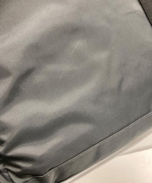 ear PAPILLONNER（イアパピヨネ）ear PAPILLONNER (イアパピヨネ) BURLAP OUTFITTER (バーラップアウトフィッター) 撥水レザーコンビライトリュック グレーの古着・服飾アイテム