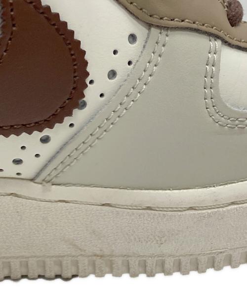 NIKE（ナイキ）NIKE (ナイキ) AIR FORCE 1 LV8 GS ブラウン×ホワイト サイズ:24cmの古着・服飾アイテム
