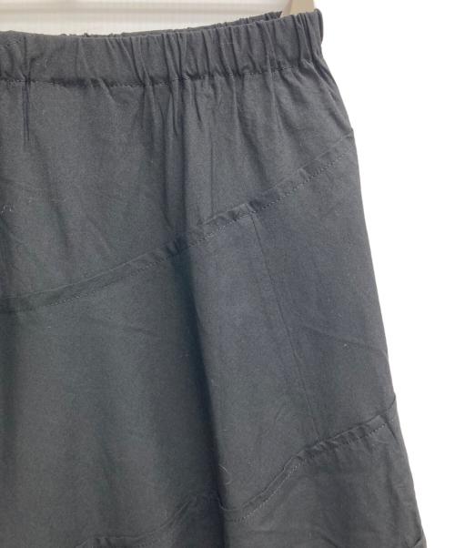 tricot COMME des GARCONS（トリココムデギャルソン）tricot COMME des GARCONS (トリココムデギャルソン) ウールレーヨンのスカート ブラック サイズ:記載なし（実寸サイズを参照ください）の古着・服飾アイテム