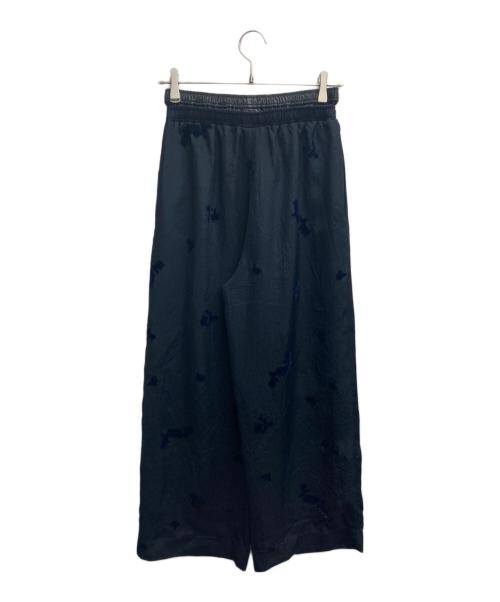 muller of yoshiokubo（ミュラーオブヨシオクボ）muller of yoshiokubo (ミュラーオブヨシオクボ) フロッキーフラワーウエストゴムパンツ ネイビー サイズ:SIZE　38の古着・服飾アイテム