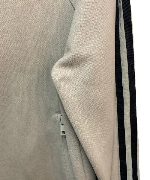 Y-3（ワイスリー）Y-3 (ワイスリー) トラックジャケット ベージュ サイズ:Sの古着・服飾アイテム