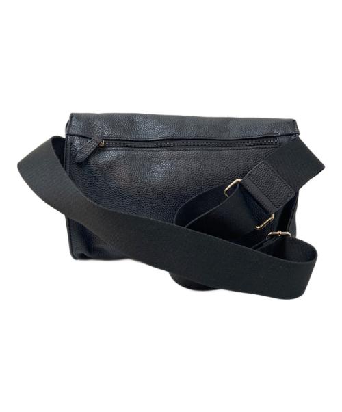 ear PAPILLONNER（イアパピヨネ）ear PAPILLONNER (イアパピヨネ) ワイドテープボディバッグ ブラックの古着・服飾アイテム