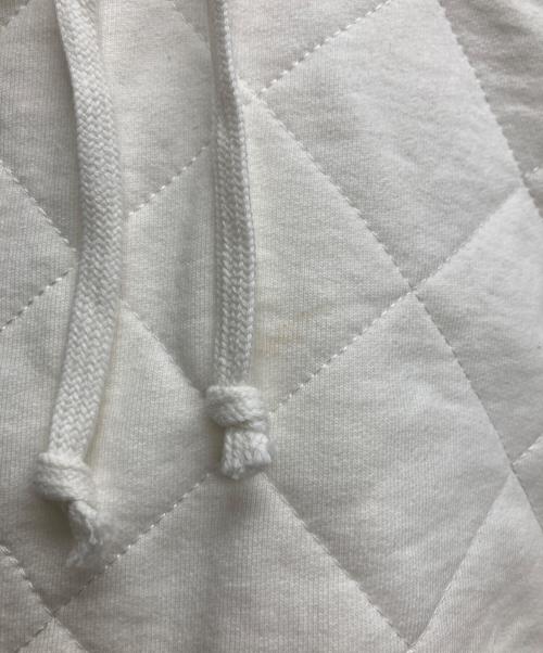 SUPREME（シュプリーム）Supreme (シュプリーム) Quilted Hooded Sweatshirt ホワイト サイズ:Mの古着・服飾アイテム