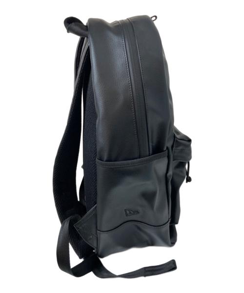 New Era（ニューエラ）New Era (ニューエラ) ライトパック 27L シンセティックレザー ブラックの古着・服飾アイテム