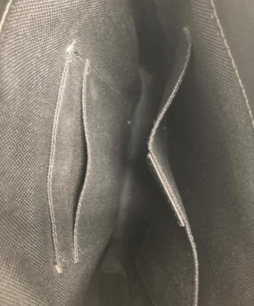 GUCCI（グッチ）GUCCI (グッチ) GG Supreme Small Messenger Bag ブラックの古着・服飾アイテム