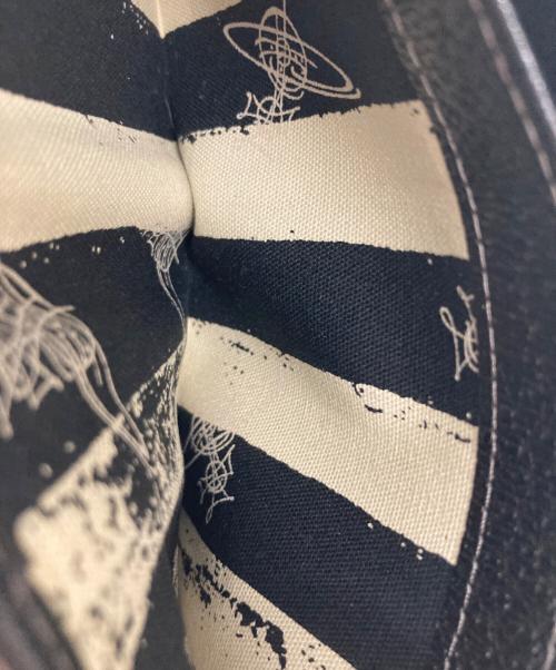 Vivienne Westwood（ヴィヴィアンウエストウッド）Vivienne Westwood (ヴィヴィアンウエストウッド) EXECUTIVE 財布3つ折り財布 ブラックの古着・服飾アイテム