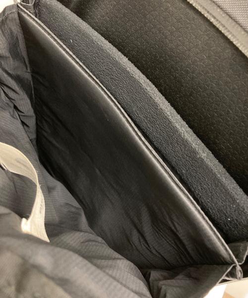 THE NORTH FACE（ザ ノース フェイス）THE NORTH FACE (ザ ノース フェイス) シャトルデイパック ブラックの古着・服飾アイテム