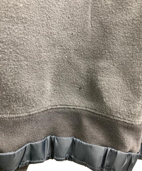 sacai（サカイ）sacai (サカイ) Studs Sponge Sweat Pullover グレー サイズ:2の古着・服飾アイテム