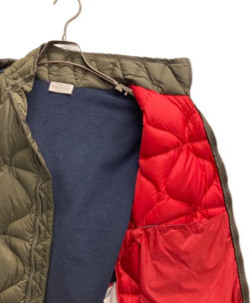 MONCLER（モンクレール）MONCLER (モンクレール) MAGLIA 切替ダウンベスト カーキ サイズ:Lの古着・服飾アイテム