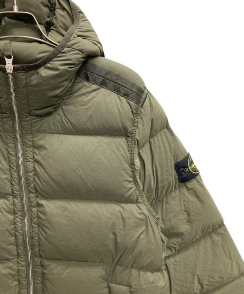 STONE ISLAND（ストーンアイランド）STONE ISLAND (ストーンアイランド) SEAMLESS TUNNEL NYLON DOWN-TC（シームレス　トンネル　ナイロン　ダウン） オリーブ サイズ:Mの古着・服飾アイテム