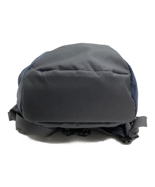ARC'TERYX（アークテリクス）ARC'TERYX (アークテリクス) Mantis 16 Backpack グレーの古着・服飾アイテム