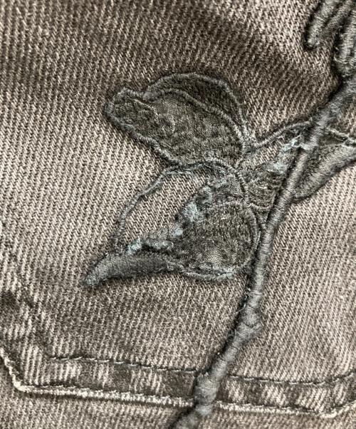 DOLCE & GABBANA（ドルチェ＆ガッバーナ）DOLCE & GABBANA (ドルチェ＆ガッバーナ) バラ刺繍デニムパンツ ブラック サイズ:14 GOLDの古着・服飾アイテム