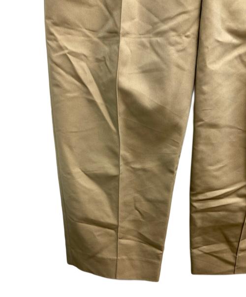 CULLNI（クルニ）CULLNI (クルニ) Chambray Tuck Wide Pants with Long Belt（シャンブレータックワイドパンツウィズロングベルト） ベージュ サイズ:1 未使用品の古着・服飾アイテム