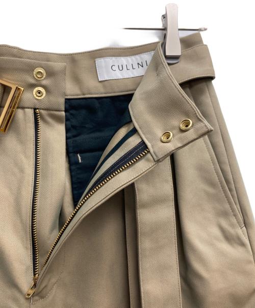 CULLNI（クルニ）CULLNI (クルニ) Chambray Tuck Wide Pants with Long Belt（シャンブレータックワイドパンツウィズロングベルト） ベージュ サイズ:1 未使用品の古着・服飾アイテム