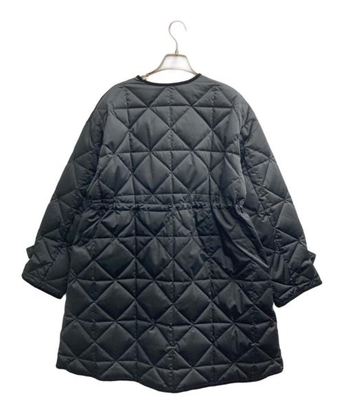 TAION（タイオン）TAION (タイオン) ROPE (ロペ) 軽量Ｖネックキルティング ミドルコート ブラック サイズ:38 未使用品の古着・服飾アイテム