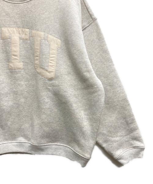 stussy（ステューシー）stussy (ステューシー) Stu Applique Crew（シュテュ　アプリケ　クルー） オートミール サイズ:Mの古着・服飾アイテム