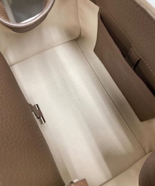 THE ROW（ザ ロウ）THE ROW (ザ ロウ) SOFT MARGAUX 10 / 2WAYバッグ TAUPE-PLDの古着・服飾アイテム